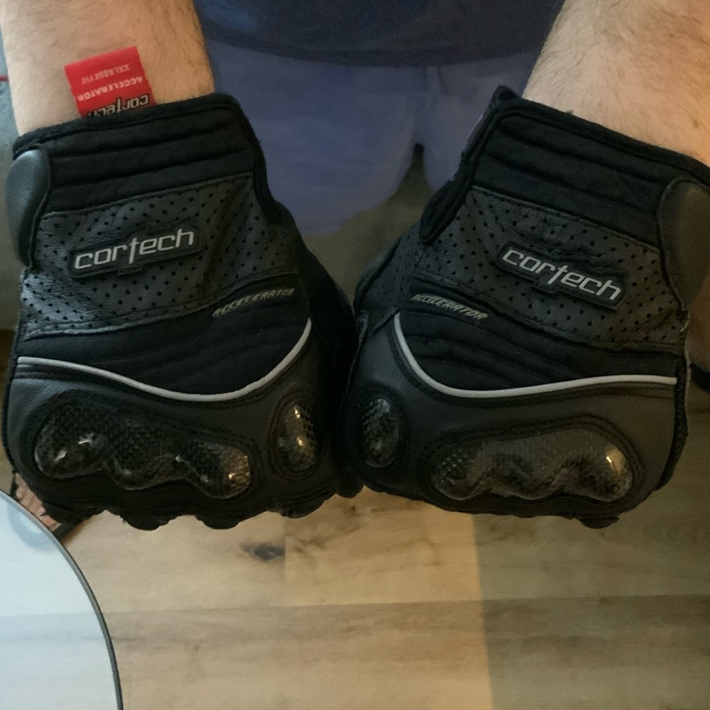 Cortech Gloves